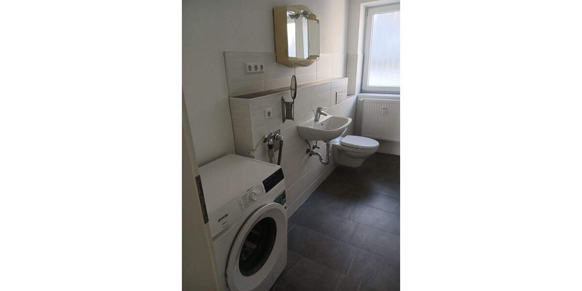 Zimmer Lunzenau - 3 Zimmer, 59 m&sup2;, 295&euro; | Angebot:25895846