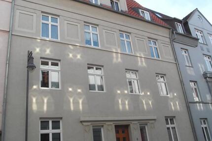 Wohnung Schwerin - 2 Zimmer, 53 m&sup2;, 550&euro; | Angebot:26532084
