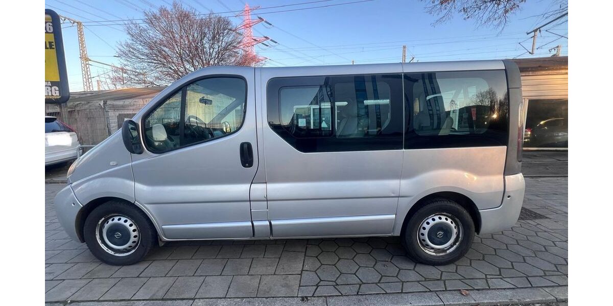 Opel Vivaro 358.750 km 5.800 &euro; Hamburg 21079