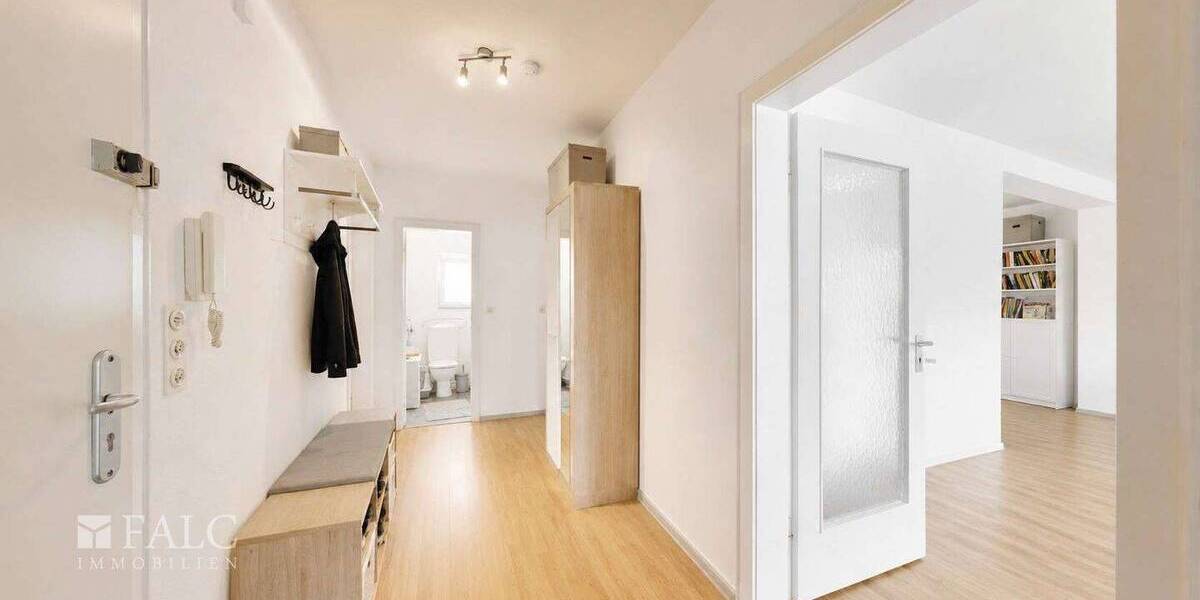 Etagenwohnung Königswinter Niederdollendorf - 5 Zimmer, 100 m&sup2;, 339.000&euro; | Angebot:26596169