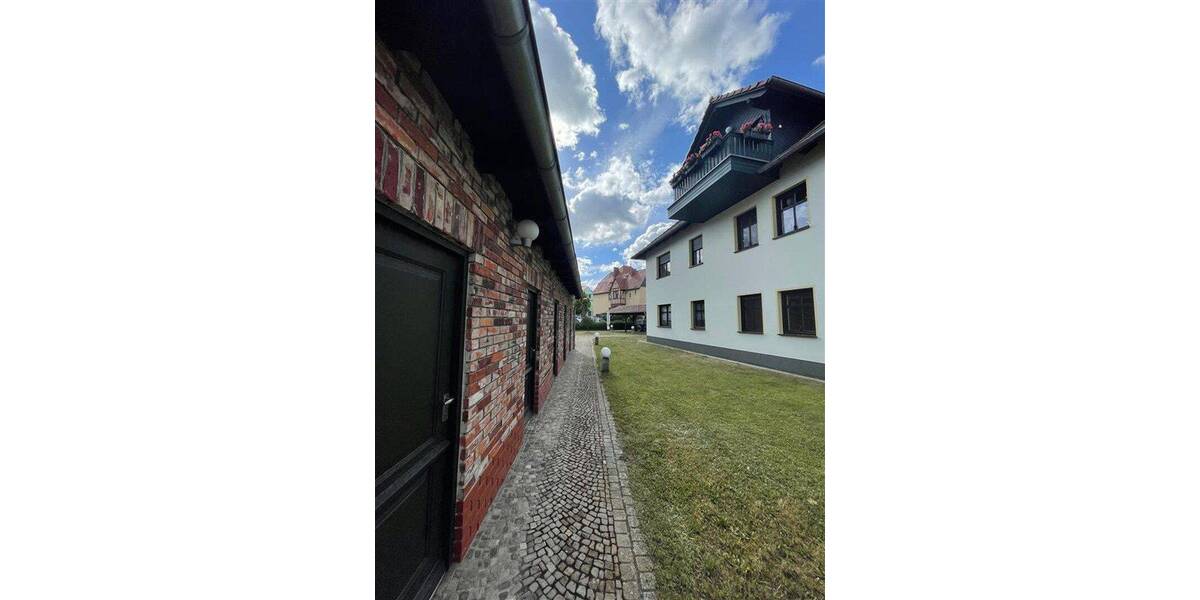 Etagenwohnung Luckau Stadt Luckau - 2 Zimmer, 100 m&sup2;, 1.221&euro; | Angebot:26929519