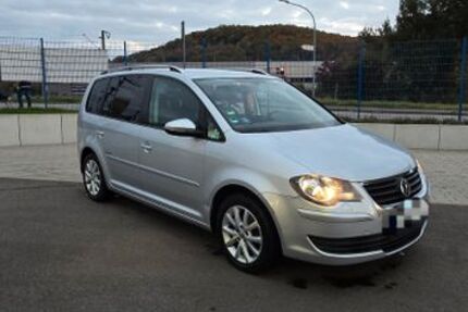 VW Touran 247.403 km 3.950 &euro; Hausen in Wiesental 79688