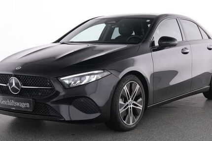 Mercedes-Benz A 180 3.500 km 33.320 &euro; Essen 45309