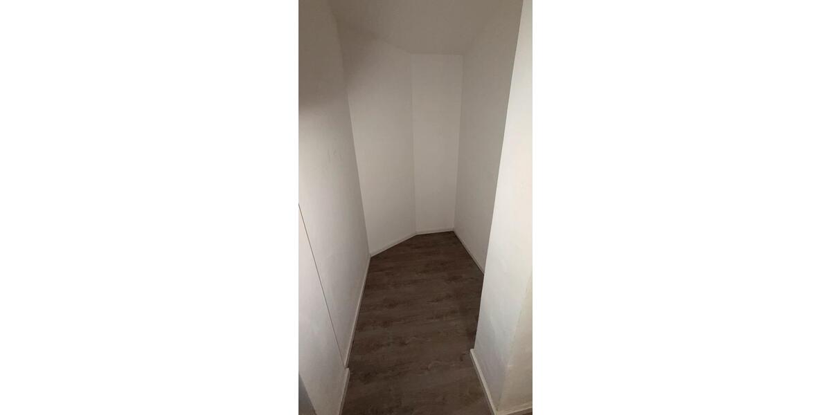 Dachgeschoßwohnung Falkensee - 2 Zimmer, 90 m&sup2;, 1.150&euro; | Angebot:26346965