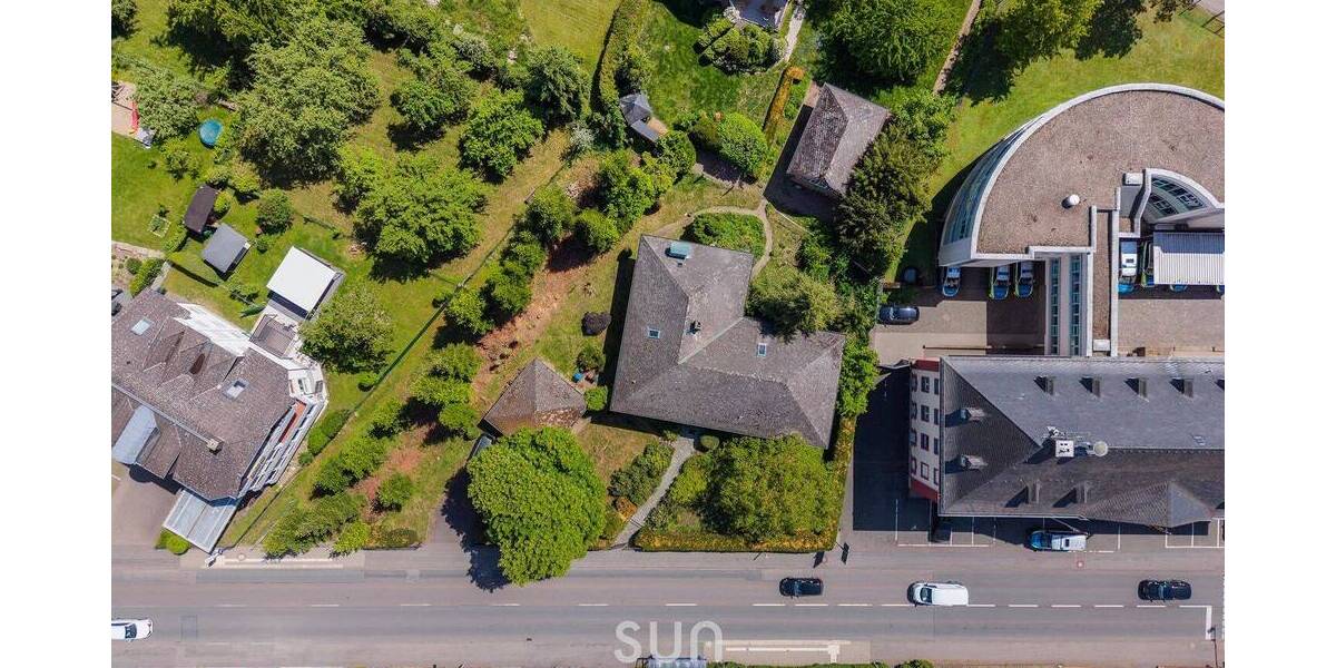 Einfamilienhaus Usingen - 1 Zimmer, 170 m&sup2;, 689.000&euro; | Angebot:26805768