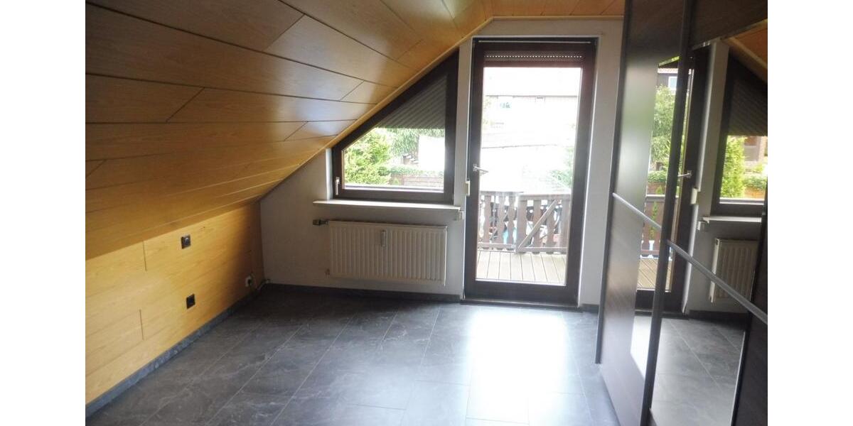 Jembke 3 Zi. 75 m² DG-Wohnung 3 zimmer