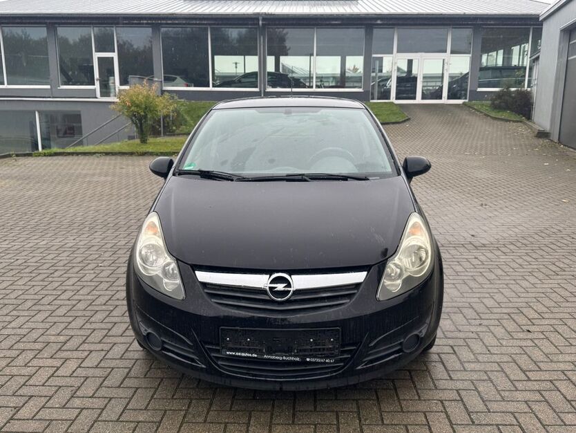 Opel Corsa 86.035 km 2.499 € Chemnitz 09113