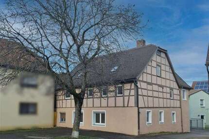 Haus Marktbergel - 8 Zimmer, 222 m&sup2;, 190.000&euro; | Angebot:24571304