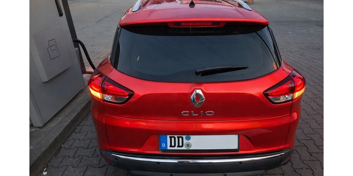 Renault Clio 83.441 km 10.000 &euro; Dresden 01067