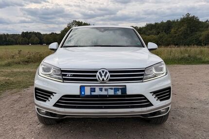 VW Touareg 219.450 km 17.750 &euro; Velpke 38458