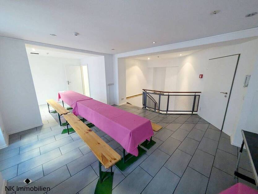 ++ Ihre Gelegenheit - Geschäftsräume in BESTLAGE - im Stefan-Roth-Haus in der Innenstadt ++