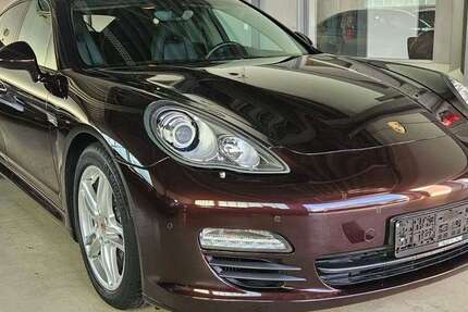 Porsche Panamera 193.000 km 24.900 € Neckartailfingen 72666