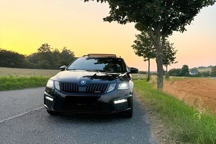 Skoda Octavia 206.000 km 15.500 &euro; Dresden 01069