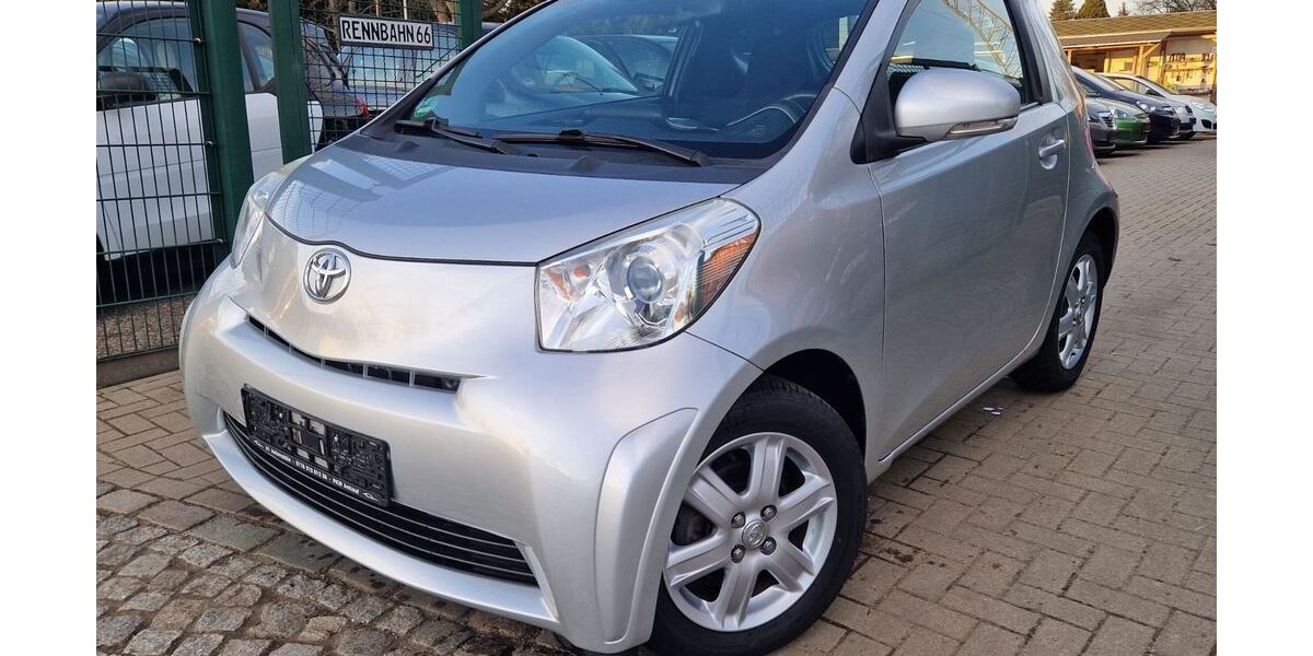 Toyota IQ 30.000 km 8.900 &euro; Berlin Weißensee-Pankow 13086