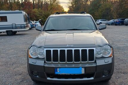 Jeep Grand Cherokee 260.000 km 7.200 &euro; Niederzier 52382