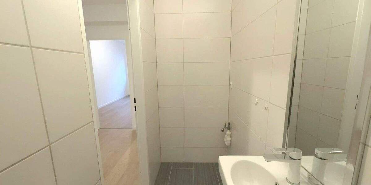 Terrassenwohnung Krefeld Cracau - 3 Zimmer, 101 m&sup2;, 219.000&euro; | Angebot:25654231