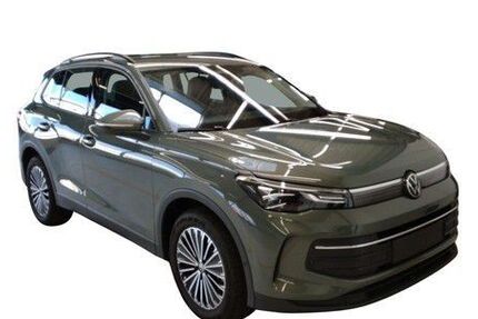 VW Tiguan 4.438 km 36.980 &euro; Neu Wulmstorf 21629