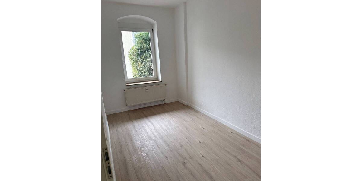 Geräumige 3-Zimmer EG Wohnung in günstiger Stadtlage - Etagenwohnung Zwickau Innenstadt | Angebot:26515714