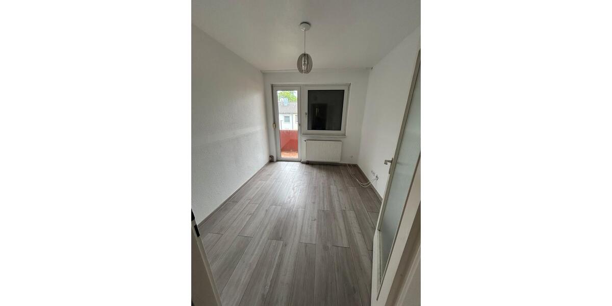 Reihenhaus Mühlacker - 1 Zimmer, 155 m&sup2;, 1.750&euro; | Angebot:26495708