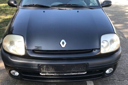 Renault Clio 110.000 km 2.650 &euro; Mannheim 68219