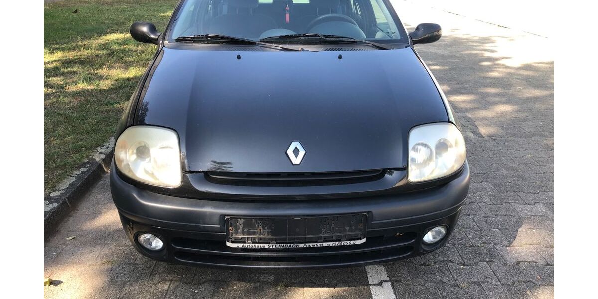 Renault Clio 110.000 km 2.650 &euro; Mannheim 68219