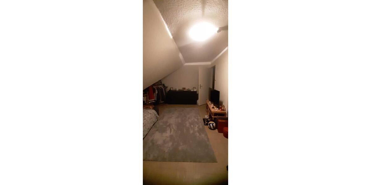 Dachgeschoßwohnung Lüneburg Goseburg-Zeltberg - 2 Zimmer, 50 m&sup2;, 250&euro; | Angebot:25106758