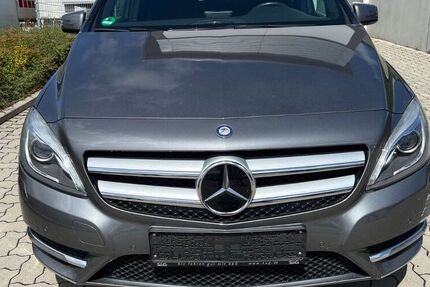 Mercedes B 180