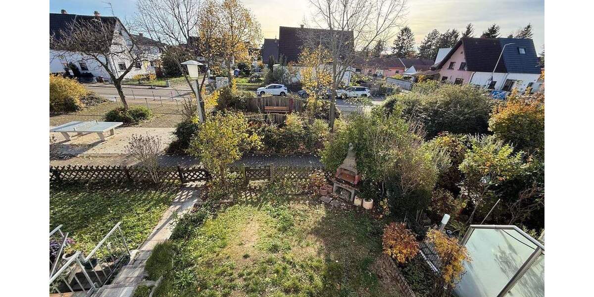 Reihenmittelhaus Mannheim Rheinau - 4 Zimmer, 122 m&sup2;, 395.000&euro; | Angebot:24808025