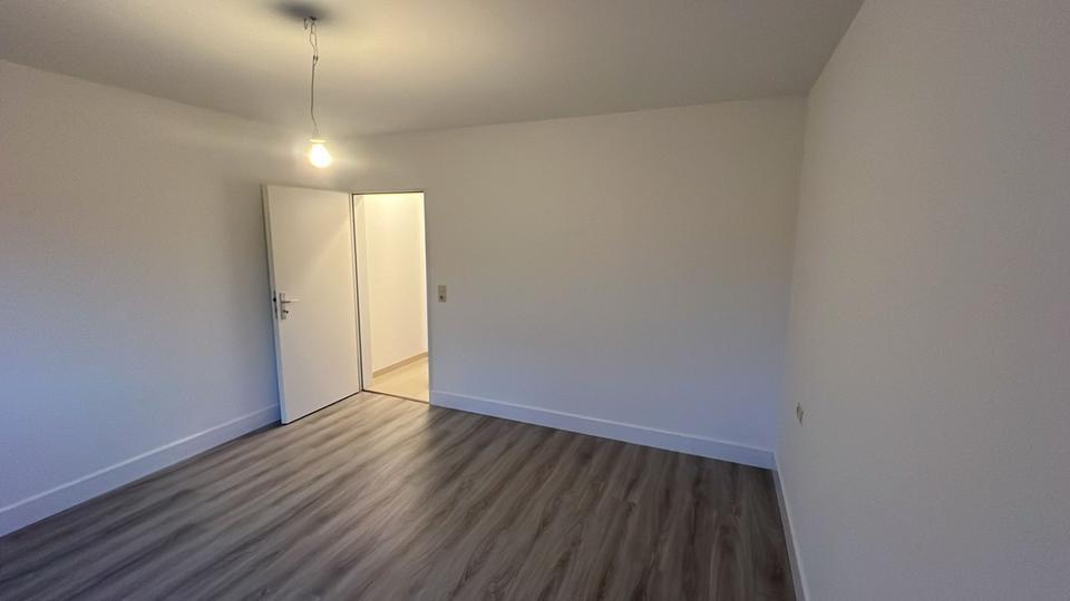 Attraktive 3-Zimmer Wohnung mit Balkon, Stellplatz in Neheim Rush