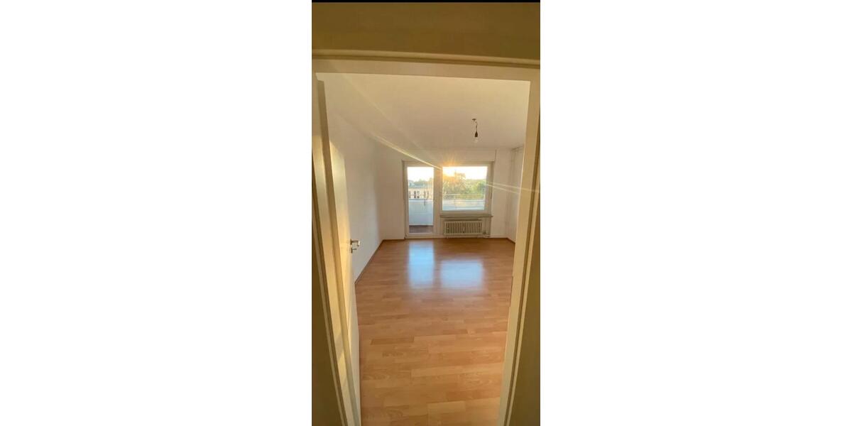 Etagenwohnung Kissing - 3 Zimmer, 86 m&sup2;, 1.350&euro; | Angebot:25313865