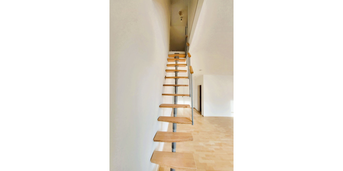 Etagenwohnung Bad Königshofen im Grabfeld - 4 Zimmer, 96 m&sup2;, 690&euro; | Angebot:25542959