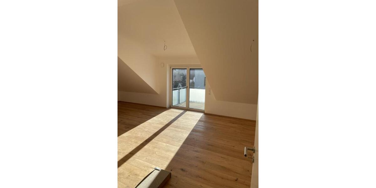 Moderne 3-Zimmer-Dachgeschosswohnung Mietwohnung 3 zimmer