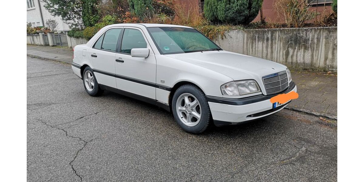 Mercedes-Benz C 180 235.000 km 2.100 &euro; Kaiserslautern 67659