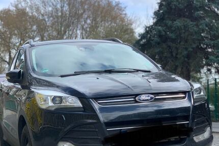 Ford Kuga 204.000 km 13.000 &euro; Dresden 01099