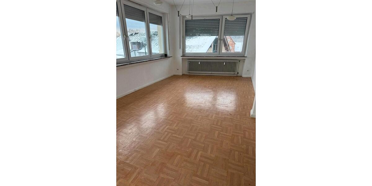 Erdgeschoßwohnung Büren - 3 Zimmer, 85 m&sup2;, 595&euro; | Angebot:26272567