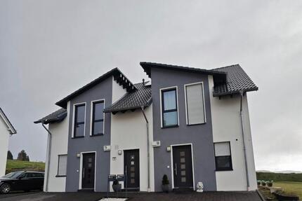 Haus Biedenkopf - 8 Zimmer, 218 m&sup2;, 799.000&euro; | Angebot:26287848