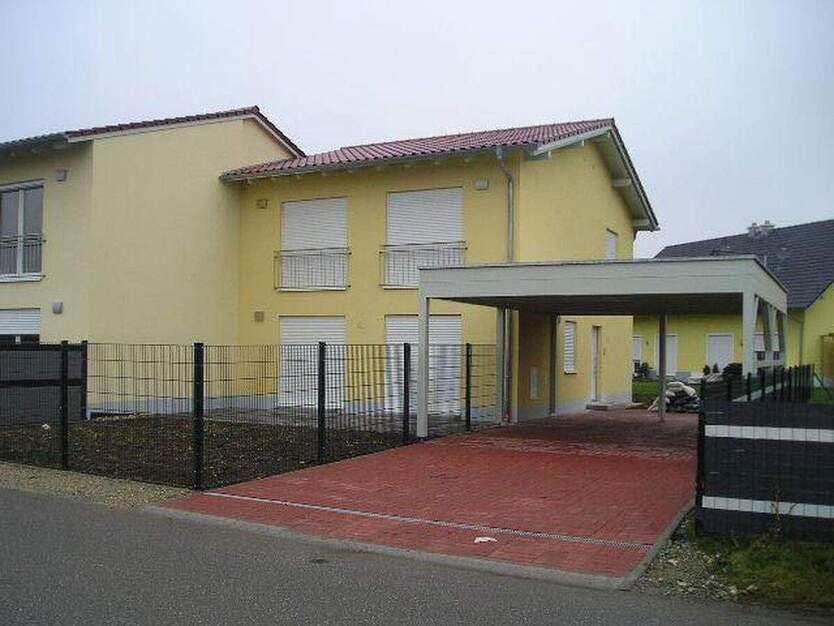 Durchdachte KFW-70-DHH m. Doppelcarport, gehobene Ausstatt. 94431 Pilsting 5 zimmer