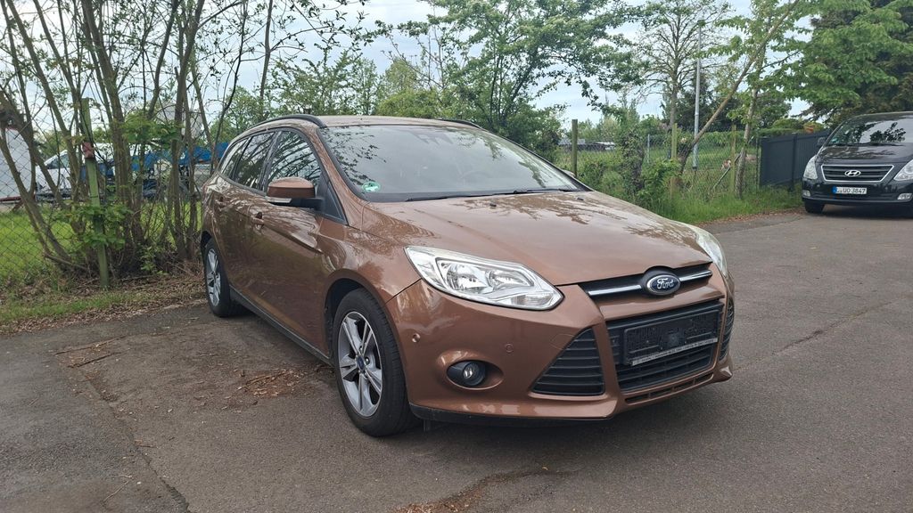 Ford Focus 147.000 km 6.000 &euro; Kieritzsch 04575