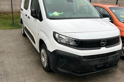 Opel Combo 64.049 km 12.999 &euro; Oberkrämer 16727