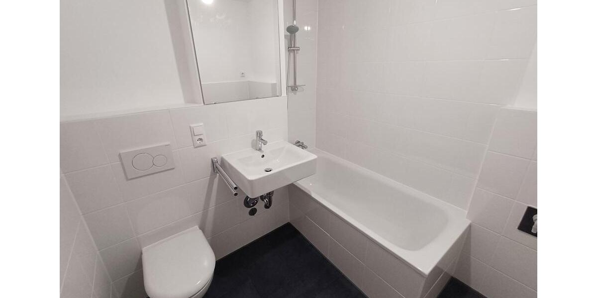 Etagenwohnung München Thalkirchen-Obersendling-Forstenried-Fürstenried-S - 4 Zimmer, 99 m&sup2;, 2.184&euro; | Angebot:26002171