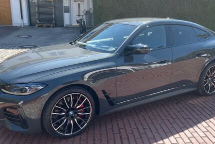 BMW i4 26.000 km 52.900 &euro; Garching 85748