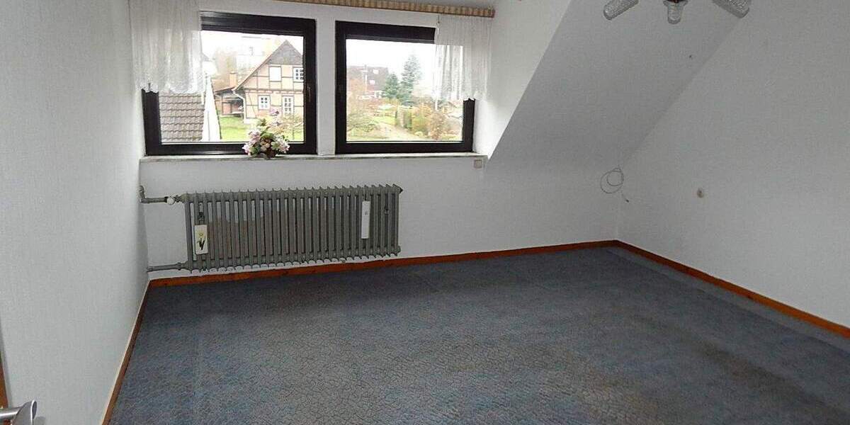 Mehrfamilienhaus, Wohnhaus Uslar Schönhagen - 7 Zimmer, 225 m&sup2;, 139.000&euro; | Angebot:25820757
