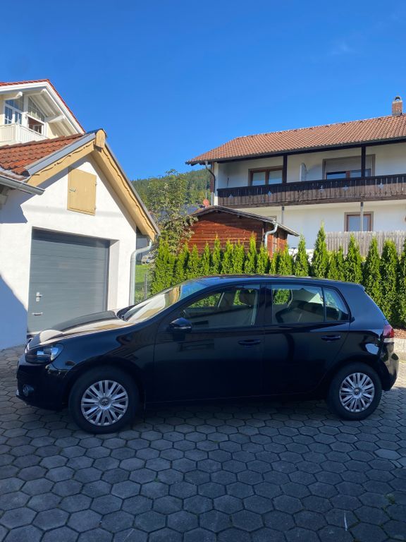 VW Golf 102.800 km 5.600 € Hohenpeißenberg 82383