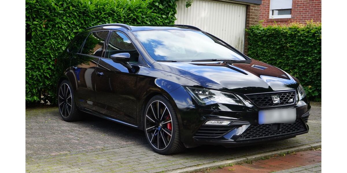 Seat Leon 120.641 km 19.999 &euro; Ochtrup 48607
