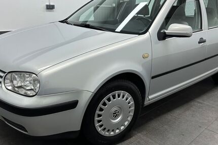 VW Golf 99.000 km 3.400 &euro; Leimen 69181
