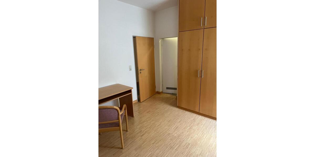 Etagenwohnung Neustadt am Main - 1 Zimmer, 20 m&sup2;, 350&euro; | Angebot:22559925