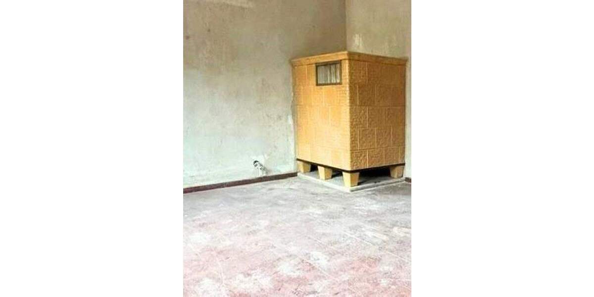 Reihenmittelhaus Zörbig - 7 Zimmer, 130 m&sup2;, 59.000&euro; | Angebot:25718921