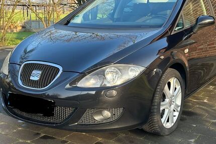 Seat Leon 187.755 km 2.490 &euro; Kleve 47533