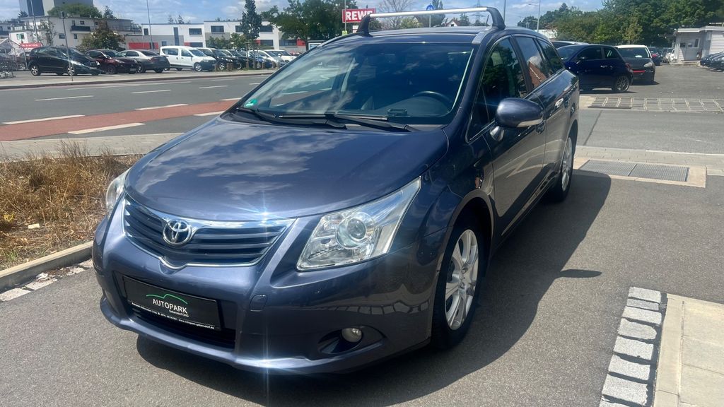 Toyota Avensis 130.000 km 6.490 &euro; Nürnberg 90449