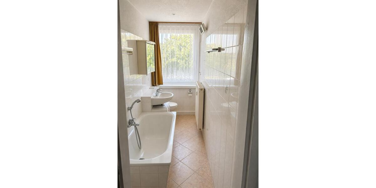 Hochparterre Torgau - 3 Zimmer, 64 m&sup2;, 58.000&euro; | Angebot:27216301